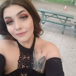 Meet your Posher, Brittney